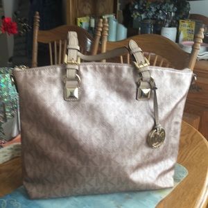 Michael Kors Tote